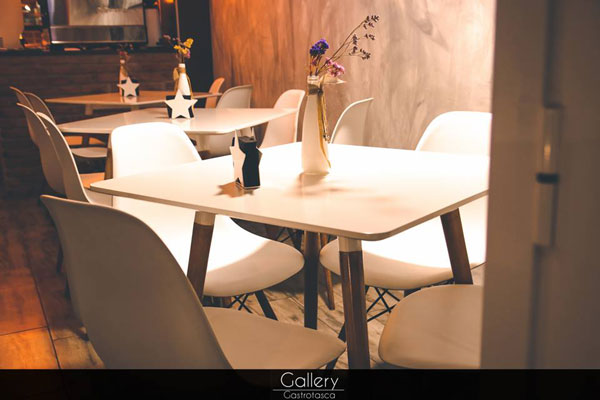 qodef-ls-gallery-img