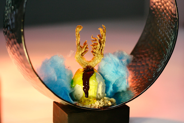qodef-ls-gallery-img