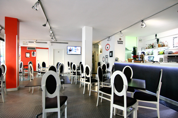 qodef-ls-gallery-img