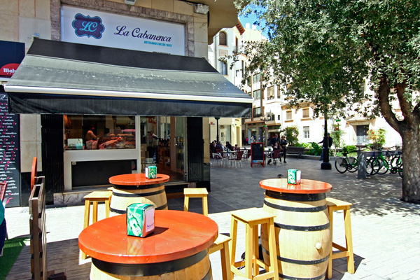 qodef-ls-gallery-img